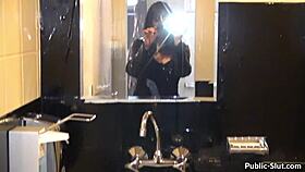 Hot wife flashes big ass then bends for public doggystyle cum!