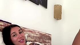 Tango queen premium solo webcam show excites viewers!