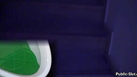 Hot wife flashes big ass then bends for public doggystyle cum!