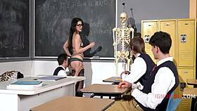 freeuse italian teacher's pussy before class? valentina nappi