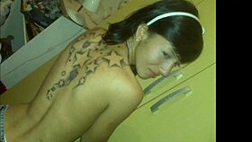 sexy venezolana dancer shakes her hot curves 💃