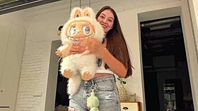 stepbro promises sis extra cash then creampies her tight pussy