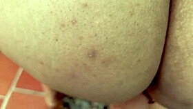 big ass perrita surprised peeing gets stranger's cock straight to gaping pussy