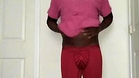 Muscular bodybuilder tits bounce during intense workout!