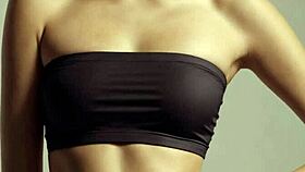 EXOTIC MIDDLE EASTERN LINGERIE MODELS TEASE BARE FEET AND PANTIES!