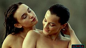 oh milf models kiss hairy pussies poolside hotly!