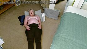 Dawnskye1962 Wiggles Hot in Dirty Leggings Morning Tease!