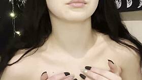 watch me finger my goth petite teen pussy and spread fat ass