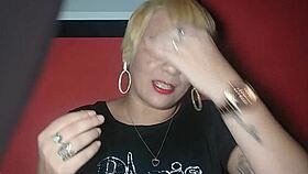 EU LESBIAN GIVES RIDE TO TAXISTA