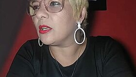 EU LESBIAN GIVES RIDE TO TAXISTA