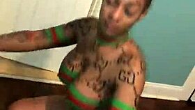 stripper twerking naked for me in private 🔥🍑