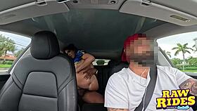 Brunette chun-li cosplayer rides bbc cowgirl in rideshare to comic con facial cumshot