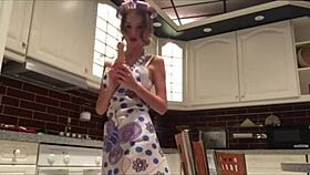 Camtokenxxx's sexy solo teen babe webcam play