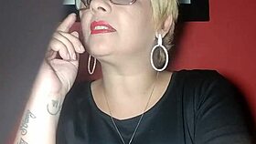 EU LESBIAN GIVES RIDE TO TAXISTA