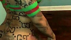 stripper twerking naked for me in private 🔥🍑