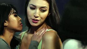 mocha menage bella rolland ember snow heart chat turns hot threesome