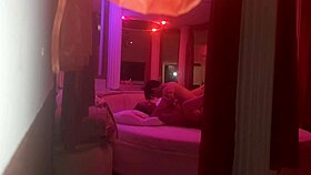 Levei a coroa tesuda pra ver minha pingola dura e buceta dela impressionou com as bolas enormes 😈🍆