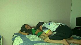 marido uh... flagra eu com sua gostosa, agora fode a gente os tres!