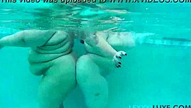 busty bbw lexxxi luxe plays underwater pool games with friend