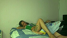 marido uh... flagra eu com sua gostosa, agora fode a gente os tres!