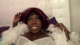 shyanne silky charms young and old studs with her smooth curves and energy