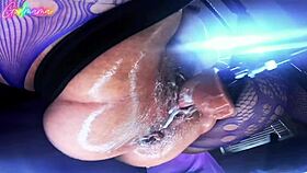 Fat bbw squirts huge dildo wet cunt pounding