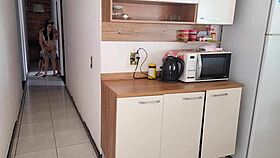 ela arrisca tudo com o amigo do corninho em segredo