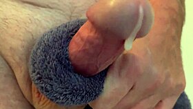 wanna see me masturbate rough to moaning orgasm, cum watch?