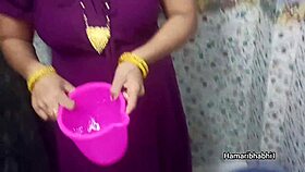 hot desi bhabhi strips naked in steamy bath mms