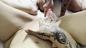 Young blonde enjoys passionate kissing and wet playtime