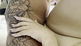 Young blonde enjoys passionate kissing and wet playtime