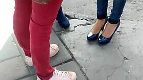 hermosa princesa rocks sexy zapatillas with style