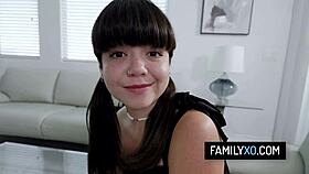 Mochi Mona Naughty Halloween Deepthroat Play