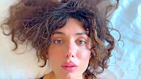 VIXENP'S THICK THIGHS BOUNCE IN SHEER STOCKINGS TAKING DEEP POUNDING