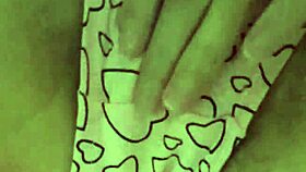 i rub my hairy pussy under the desk in class 😈