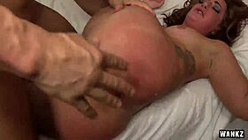 savannah the carwash babe delivers full customer service