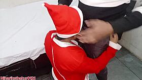 Hot girlfriends Christmas gift blowjob missionary creampie ass cum