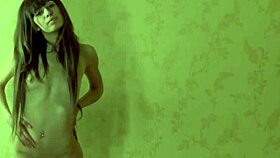 watch girlfriend tease sexy in tight jeans