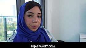 omg this horny babe deepthroats my monster cock so good