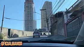 ei, quer ver eu fudendo essa branquinha de 18 com buceta rosa no pelo?