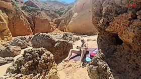 Deepthroat blowjob by ocean waves crashes