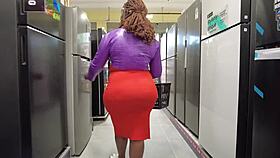 fucking that big booty brazilian girl i met while shopping in the mall feels incredible