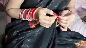 gorgeous indian beauty pissing in sexy black saree dare you watch?