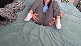 wanna see me squirt hard in tight yoga leggings right now?