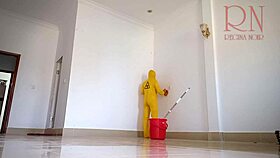 NAKED MAID WITHOUT PANTIES CLEANS OFFICE, SHOWING JUICY PUSSY LIPS!