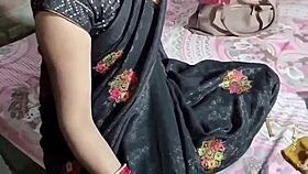 gorgeous indian beauty pissing in sexy black saree dare you watch?