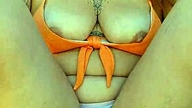 i flashed my tits out to buy stuff on the beach