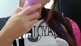 uhh the hot masseuse i got just started riding my cock wild...