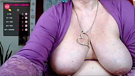 mature slut rubs pussy thru pantyhose till she squirts hard 💦😩