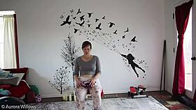 hardcore yoga milf stretches pussy for intense fetish pounding